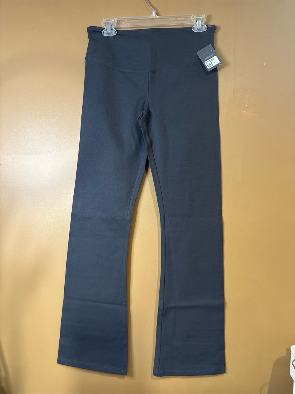 HC947. Gray Yummie Susie Flare Shaping Legging Cotton Stretch large